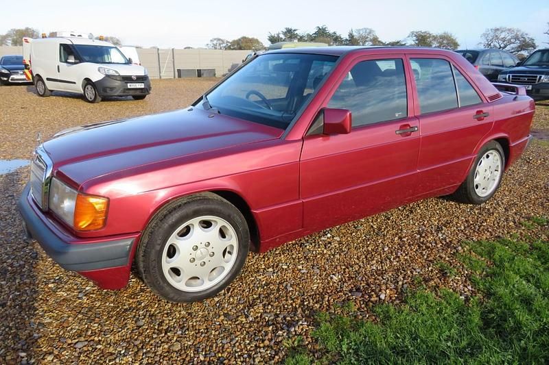 Used Mercedes 190 Sportline 1993 Red Sedan