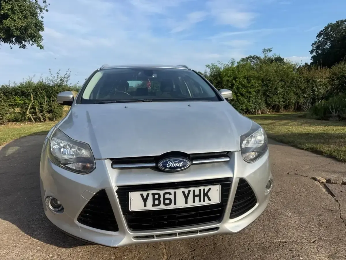 Used Ford Focus Titanium 2012 Silver Estate