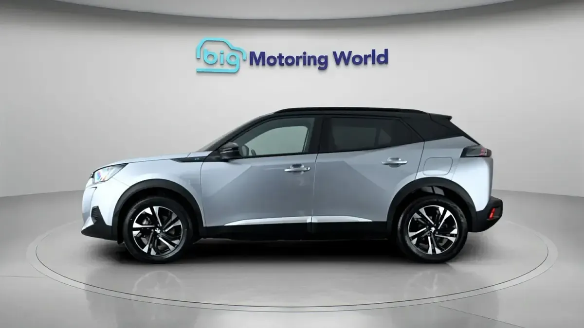 Used Peugeot e-2008 GT 100 kW (136 HP) 2023 Grey SUV