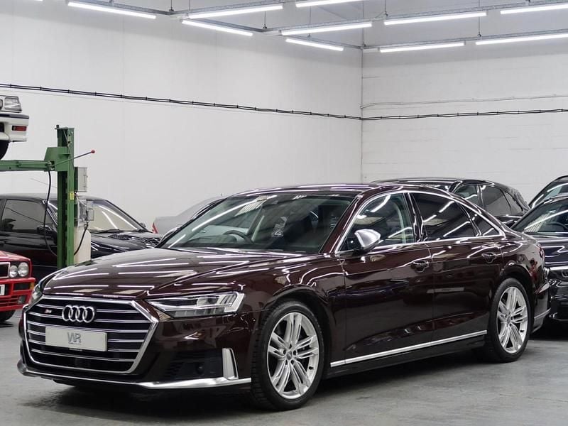 Usado Audi S8 Business 571 CV (419 kW) 2020 Rojo Berlina