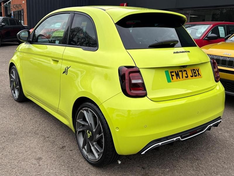 Used Abarth 500e Scorpionissima 114 kW (155 HP) 2024 Green Hatchback