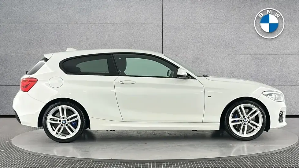 Used BMW 125 M Sport 224 HP (164 kW) 2016 White Hatchback