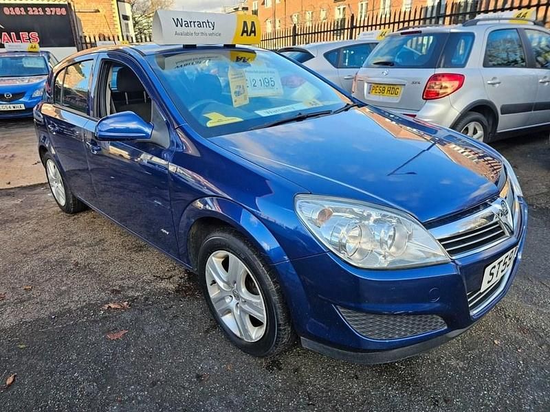 Blue Used 2009 Vauxhall Astra Active Hatchback | £2,395 (Fair price) - Image 1/4