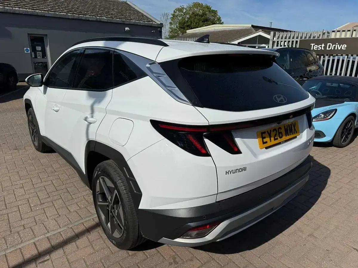 New Hyundai Tucson Premium 160 HP (117 kW) 2026 White SUV