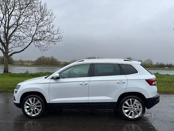 Used Skoda Karoq SE L 116 HP (85 kW) 2018 White SUV