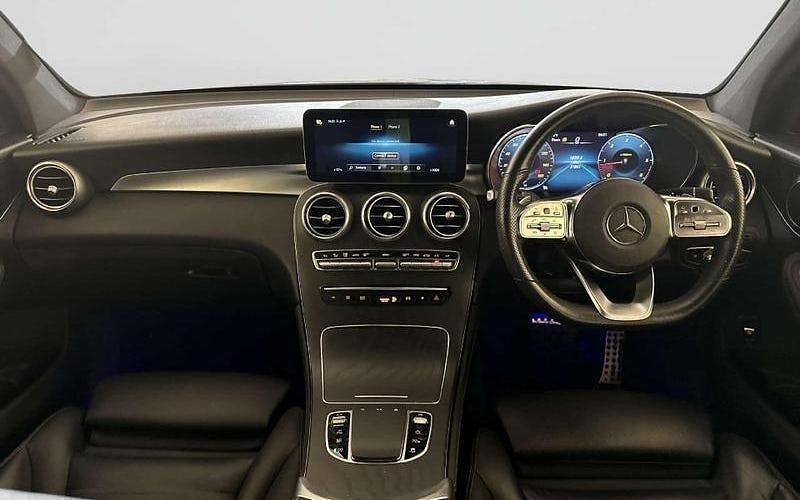 Used Mercedes GLC220 AMG Line Premium 194 HP (142 kW) 2022 Estate