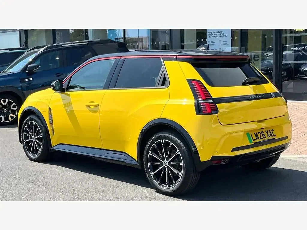 New Renault R5 Iconic 110 kW (150 HP) 2026 Hatchback