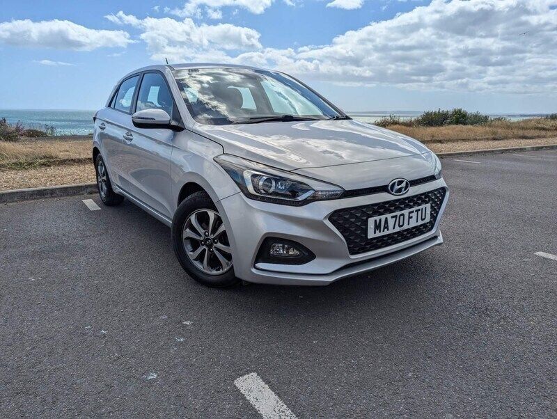 Silver Used 2020 Hyundai i20 SE Hatchback | £10,989 (Fair price) - Image 1/3