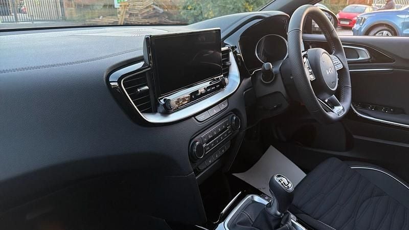 Used Kia XCeed GT-Line 2025 Grey SUV