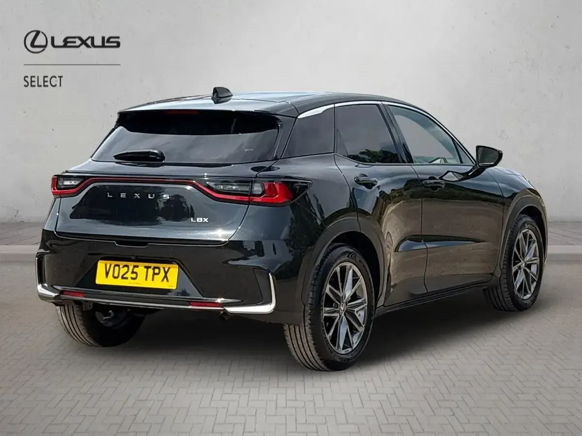 Used Lexus LBX 136 HP (100 kW) 2025 Black SUV
