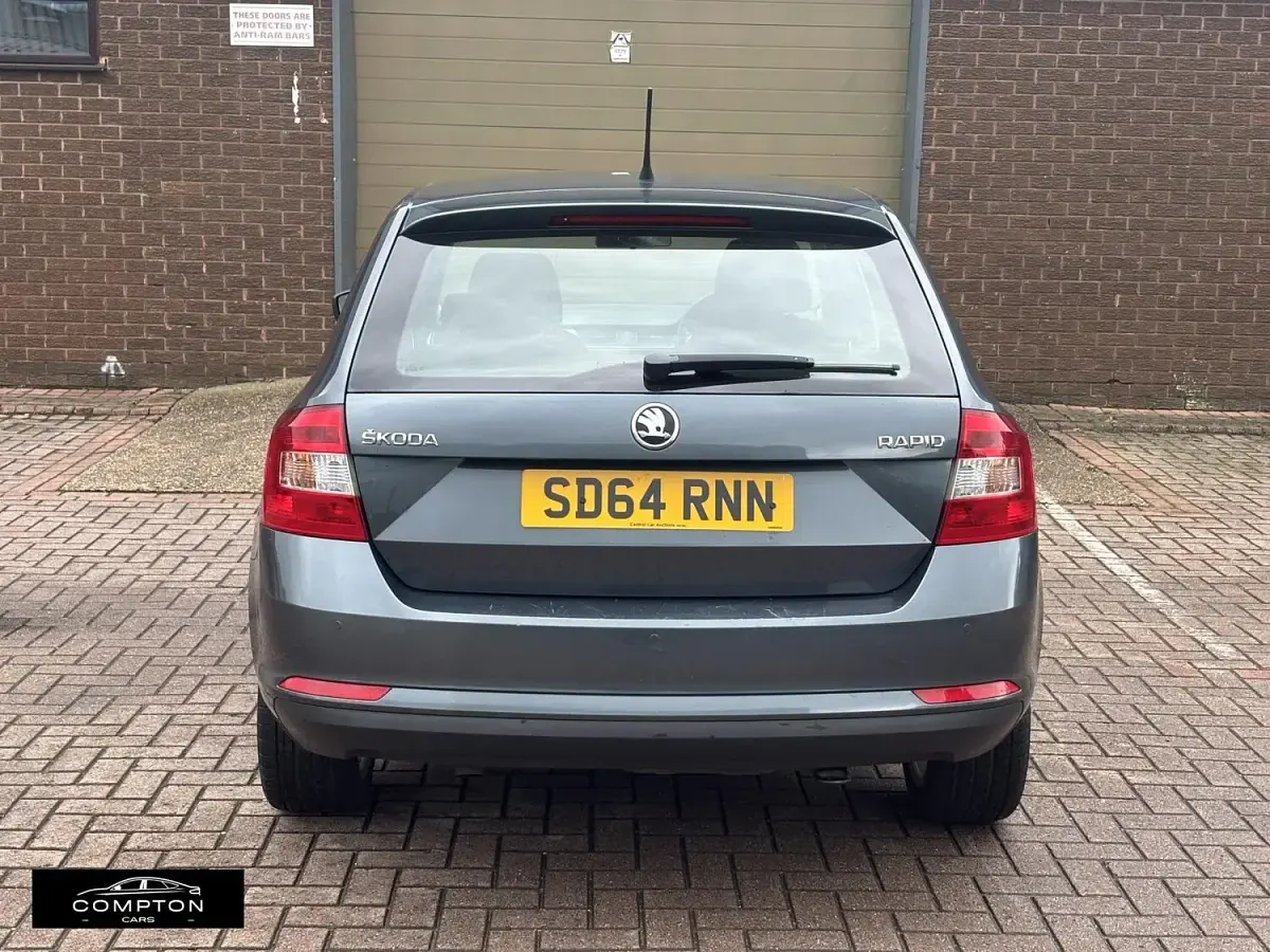 Used Skoda Rapid SE 105 HP (77 kW) 2014 Grey Hatchback