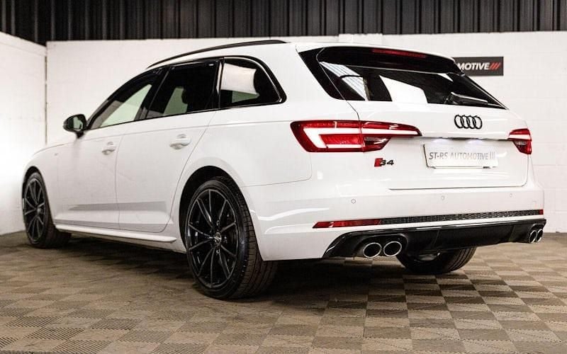 Used Audi S4 354 HP (260 kW) 2017 White Estate