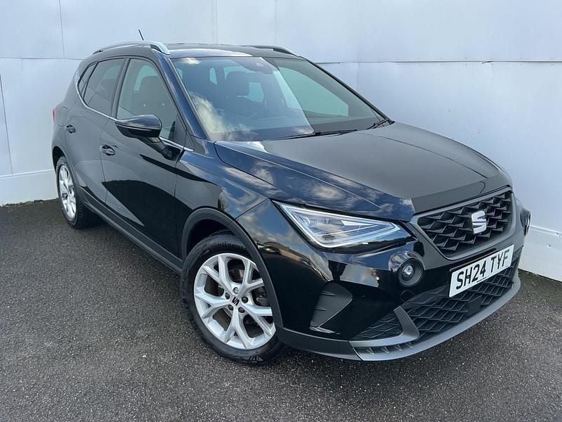 Black Used 2024 Seat Arona FR SUV | £14,990 (Good price) - Image 1/4