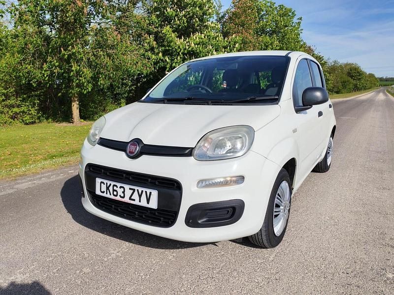 Usado Fiat Panda Pop 69 HP (50 kW) 2014 Branco Citadino