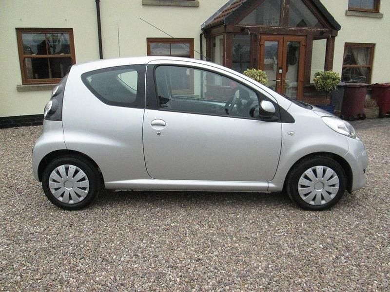 Used Citroën C1 VTR Sport 68 HP (50 kW) 2010 Grey Hatchback