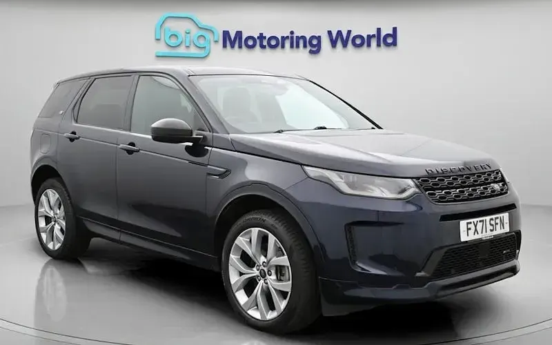Usado Land Rover Discovery Sport SE Dynamic 309 HP (227 kW) 2023 SUV