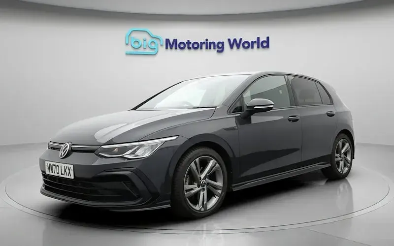 Used VW Golf VIII R-line 150 HP (110 kW) 2024 Hatchback