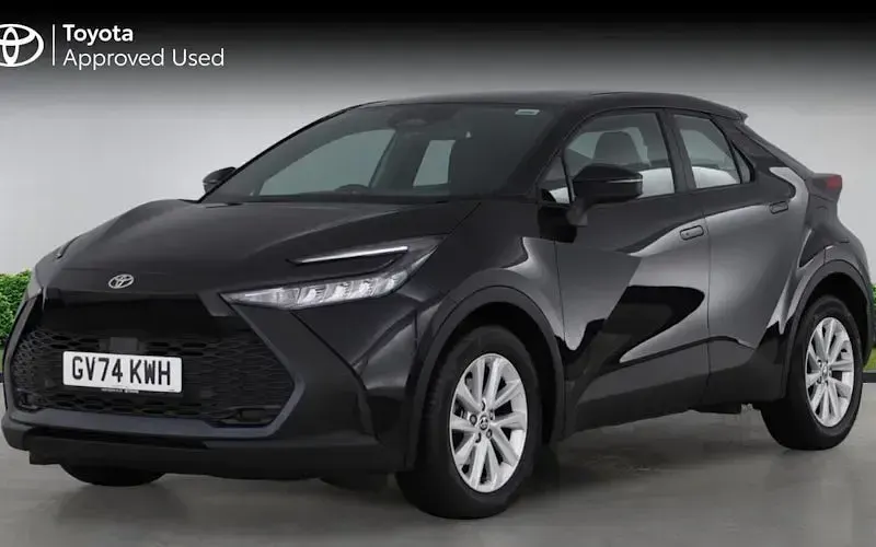 Used Toyota C-HR 140 HP (102 kW) 2026 SUV