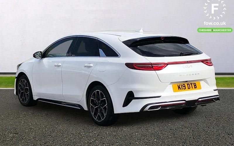 Begagnad Kia ProCeed GT-Line 160 HK (117 kW) 2021 Vit Kombi
