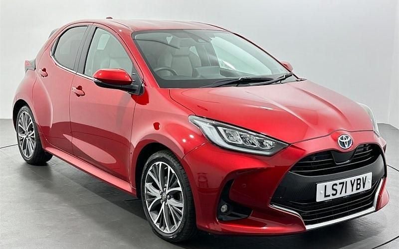 Used Toyota Yaris Hybrid 116 HP (85 kW) 2024 Hatchback