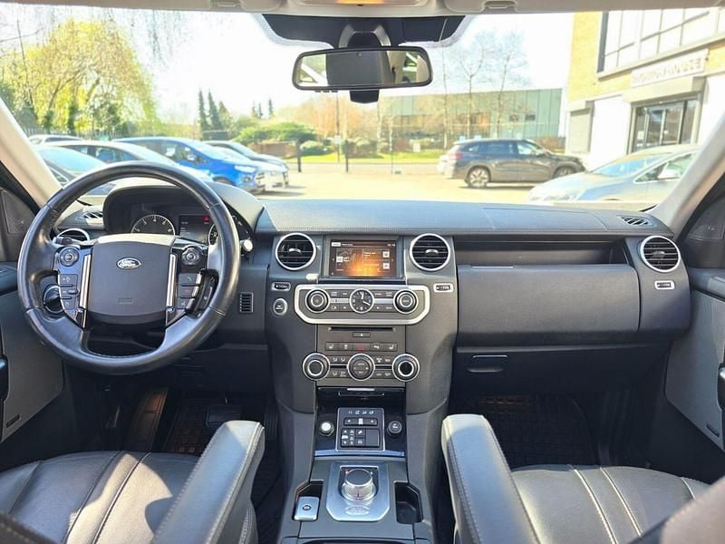 Used Land Rover Discovery 4 340 HP (250 kW) 2016 White SUV