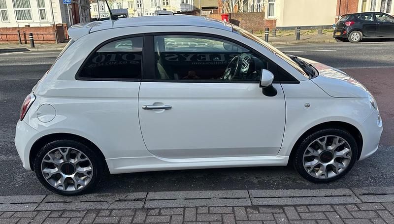 Used Fiat 500 S 69 HP (50 kW) 2015 White Hatchback