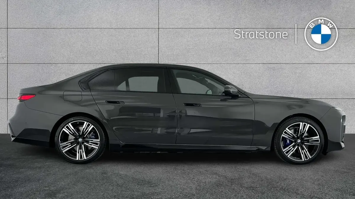 Used BMW 750e M Sport 482 HP (354 kW) 2026 Grey Sedan