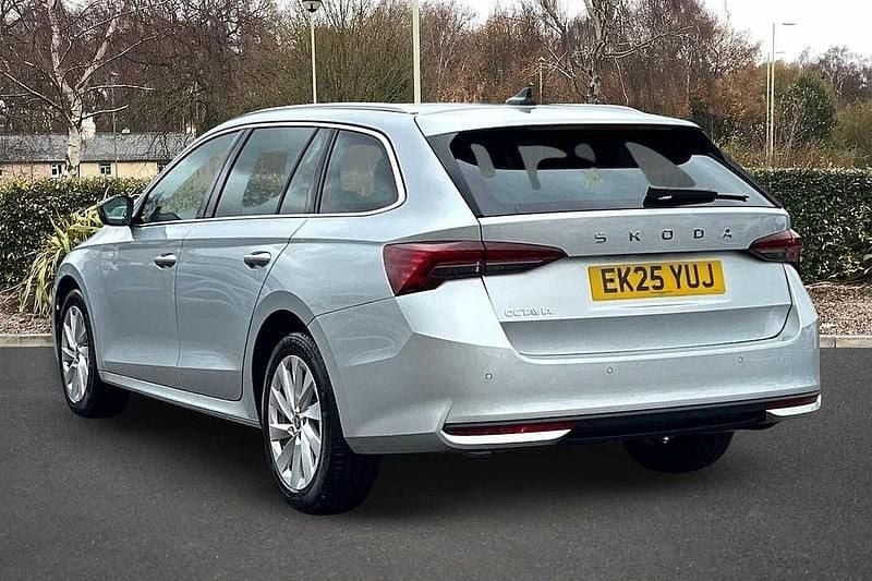 Used Skoda Octavia SE L 147 HP (108 kW) 2025 Brilliant silver metallic Estate