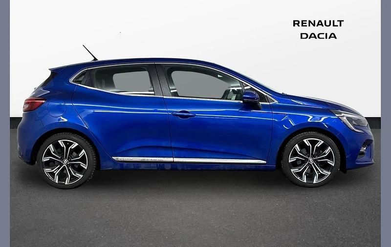 Used Renault Clio V SE 140 HP (102 kW) 2022 Iron blue  Hatchback