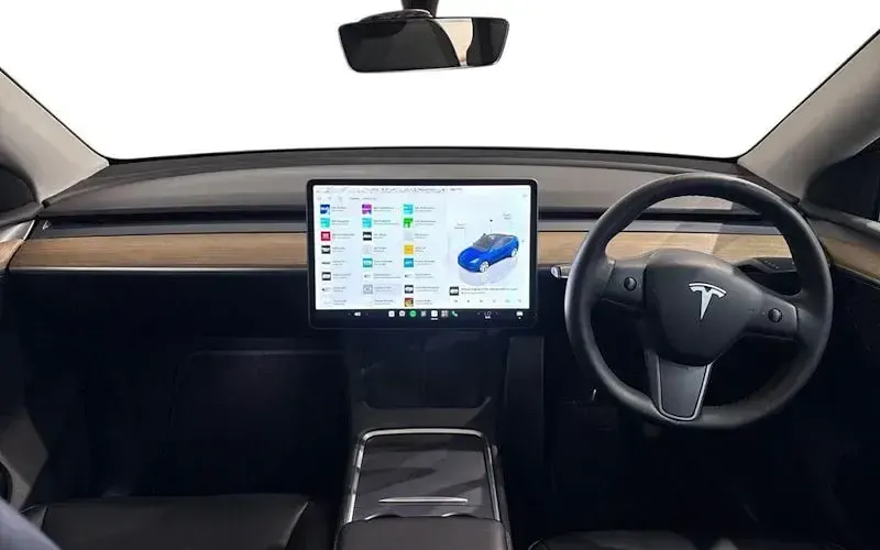 Used Tesla Model Y Long Range AWD 286 kW (389 HP) 2022 Blue SUV