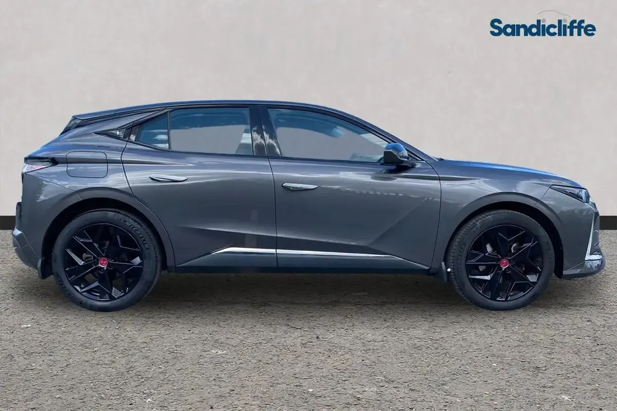 Usado DS Automobiles DS4 Performance 131 CV (96 kW) 2024 Gris SUV