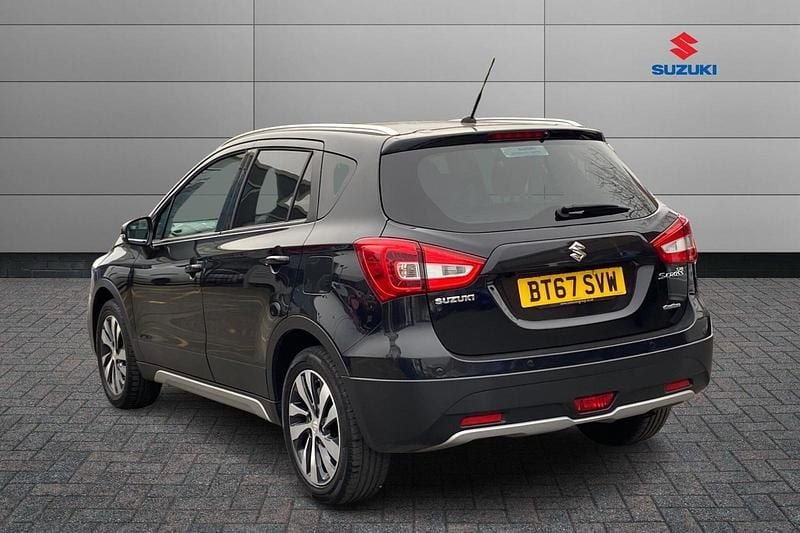 Used Suzuki SX4 SZ5 140 HP (102 kW) 2017 Black Hatchback