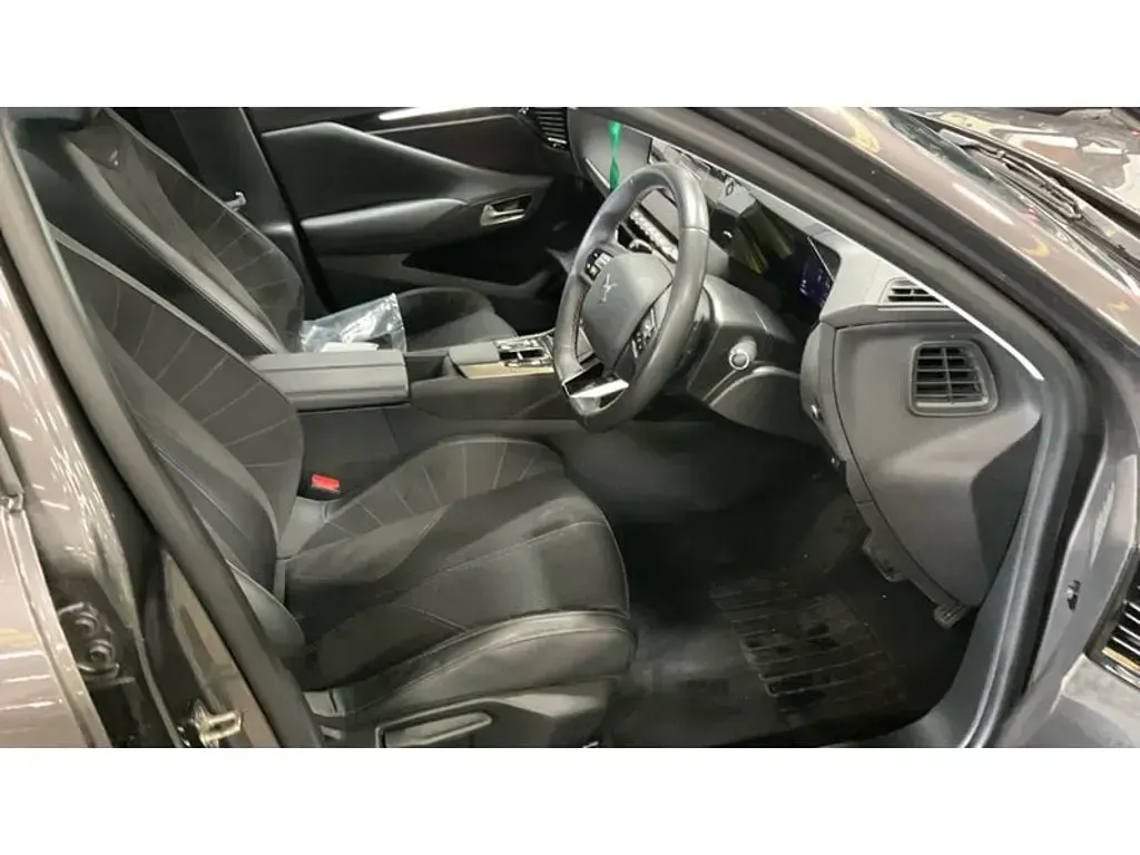 Used DS Automobiles DS4 Performance 2023 Platinum grey SUV