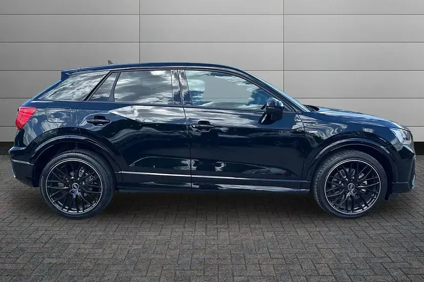 New Audi Q2 Black Edition 148 HP (108 kW) 2026 Mythos black SUV