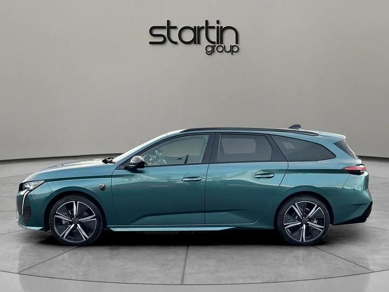 Used Peugeot 308 SW GT 129 HP (94 kW) 2024 Blue Estate