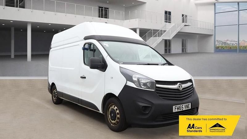 White Used 2016 Vauxhall Vivaro S Van | £6,995 - Image 1/4