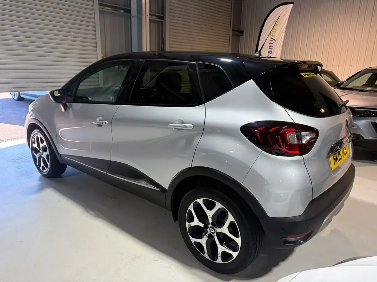 Używany Renault Captur GT-Line 90 KM (66 kW) 2019 Srebrny SUV