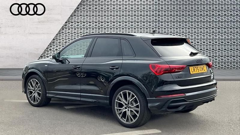 New Audi Q3 Black Edition 150 HP (110 kW) 2025 Black SUV