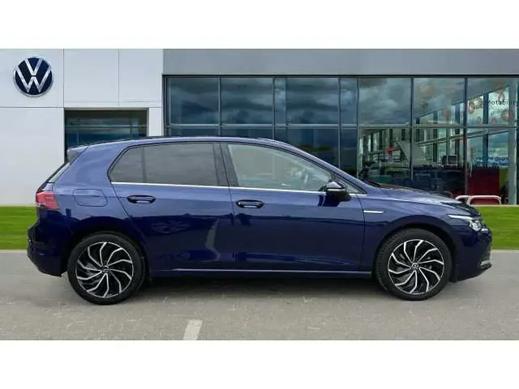 Used VW Golf VIII 150 HP (110 kW) 2023
