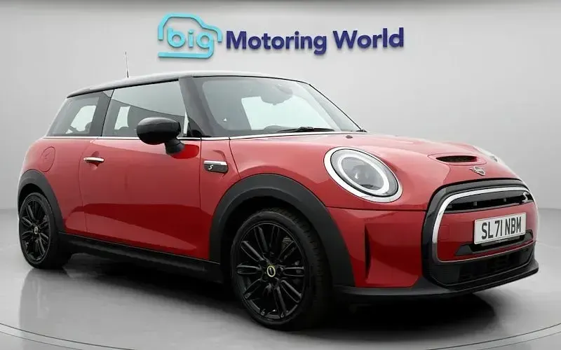 Used Mini Cooper Level 2 135 kW (184 HP) 2021 Hatchback