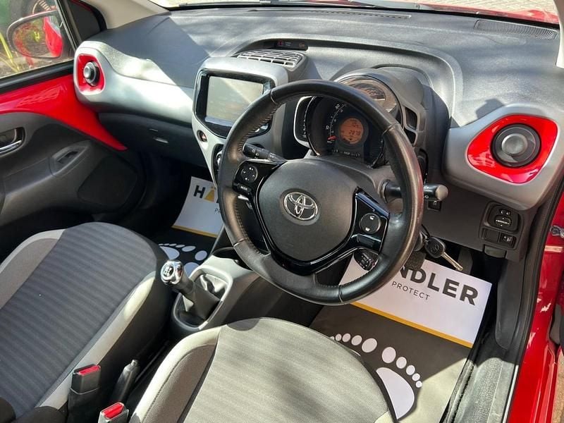 Used Toyota Aygo X-play 2018 Red Hatchback