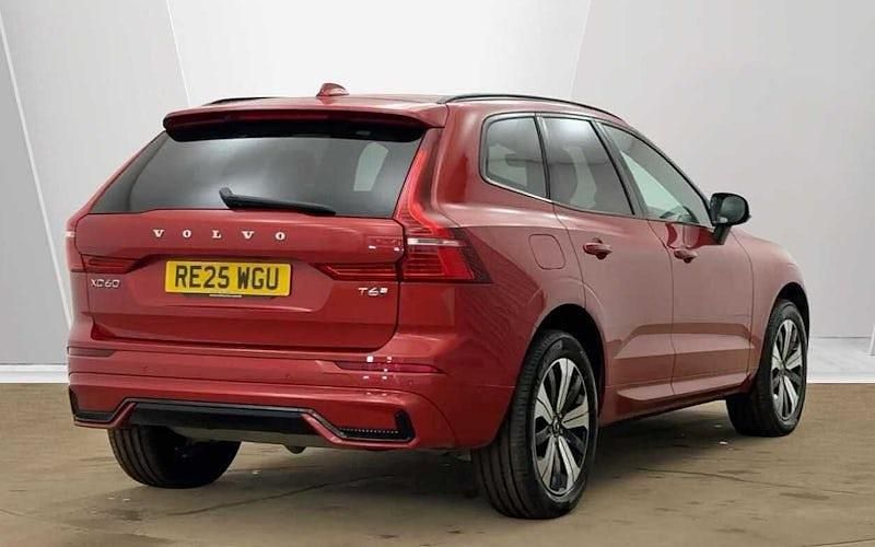 Used Volvo XC60 Plus 349 HP (256 kW) 2023 SUV