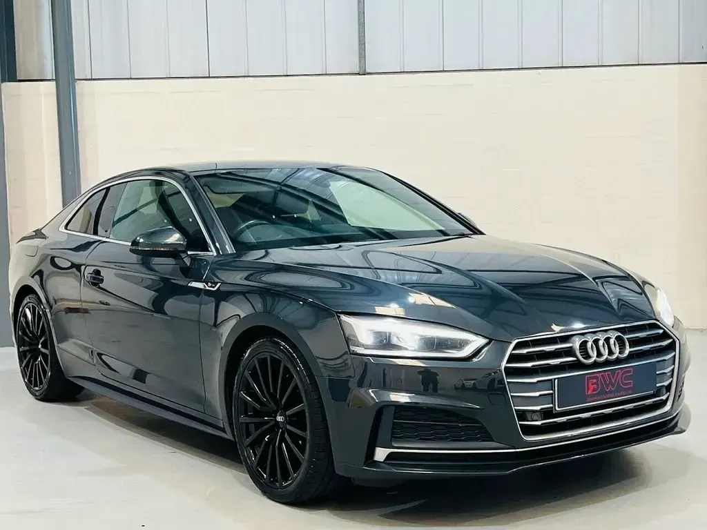 Begagnad Audi A5 S-Line 190 HK (139 kW) 2017 Grå Sportkupé