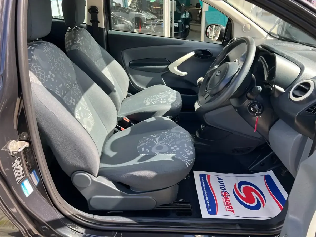 Używany Ford Ka 69 KM (50 kW) 2013 Czarny Hatchback