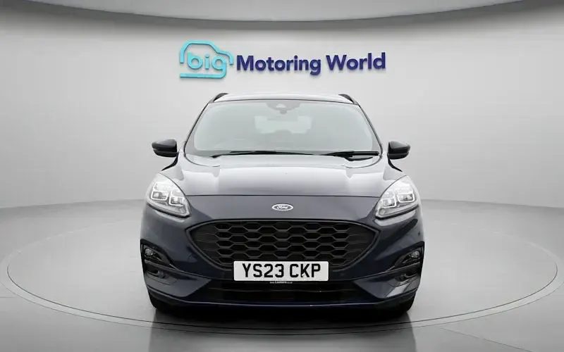 Used Ford Kuga ST-Line 225 HP (165 kW) 2023 Blue SUV
