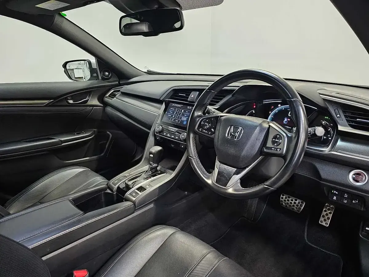 Used Honda Civic EX 126 HP (92 kW) 2019 Silver