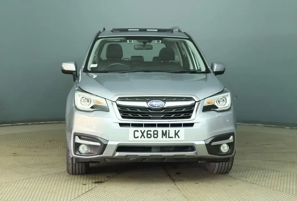 Used Subaru Forester Premium 150 HP (110 kW) 2018 Silver SUV