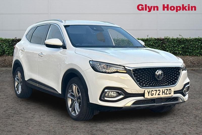 White Used 2022 MG HS Exclusive SUV | £16,083 (Fair price) - Image 1/4