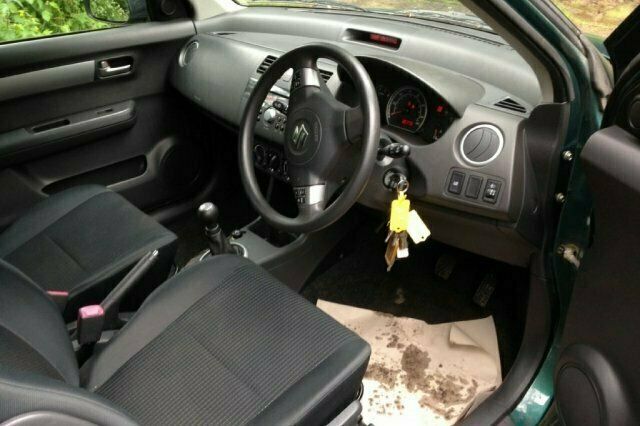 Used Suzuki Swift 2006 Hatchback