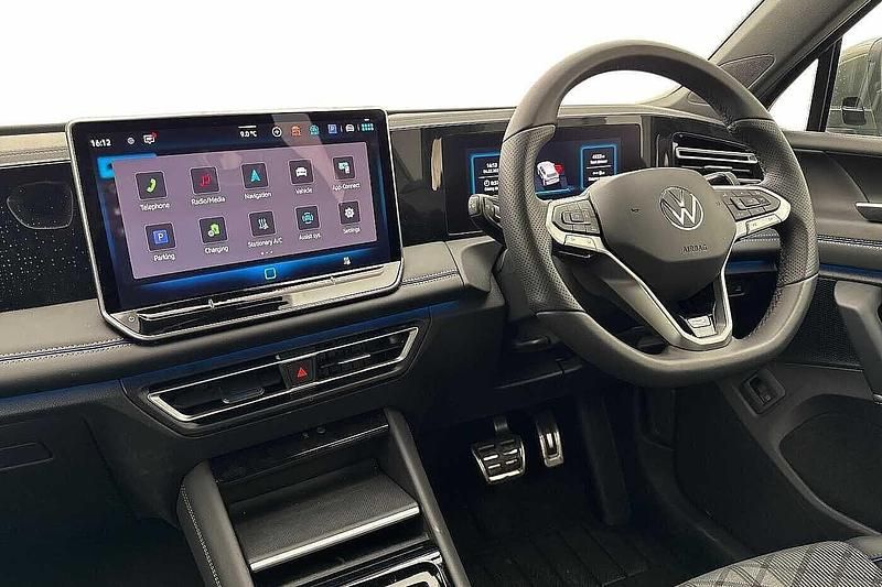 Used VW Tiguan R-line 272 HP (200 kW) 2025 Green SUV